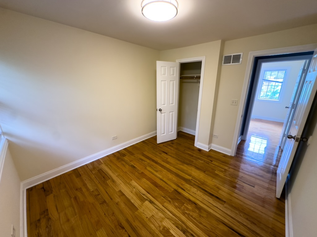 3711 S Michigan Avenue #2A, Chicago, IL 60653