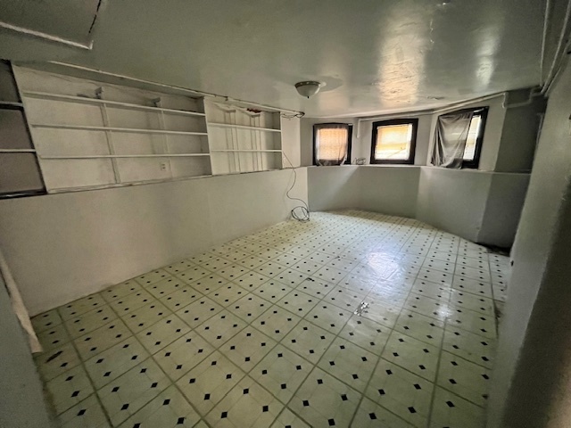 4160 W Eddy Street, Chicago, IL 60641