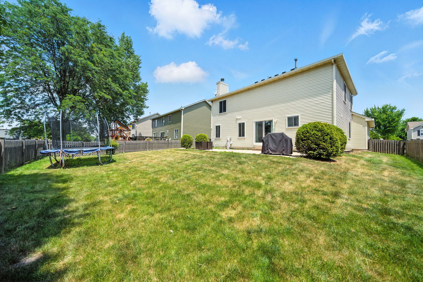 2942 Heather Lane, Montgomery, IL 60538