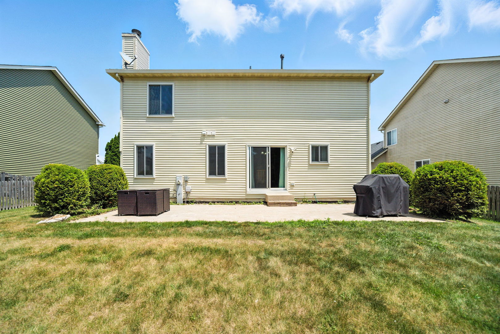 2942 Heather Lane, Montgomery, IL 60538