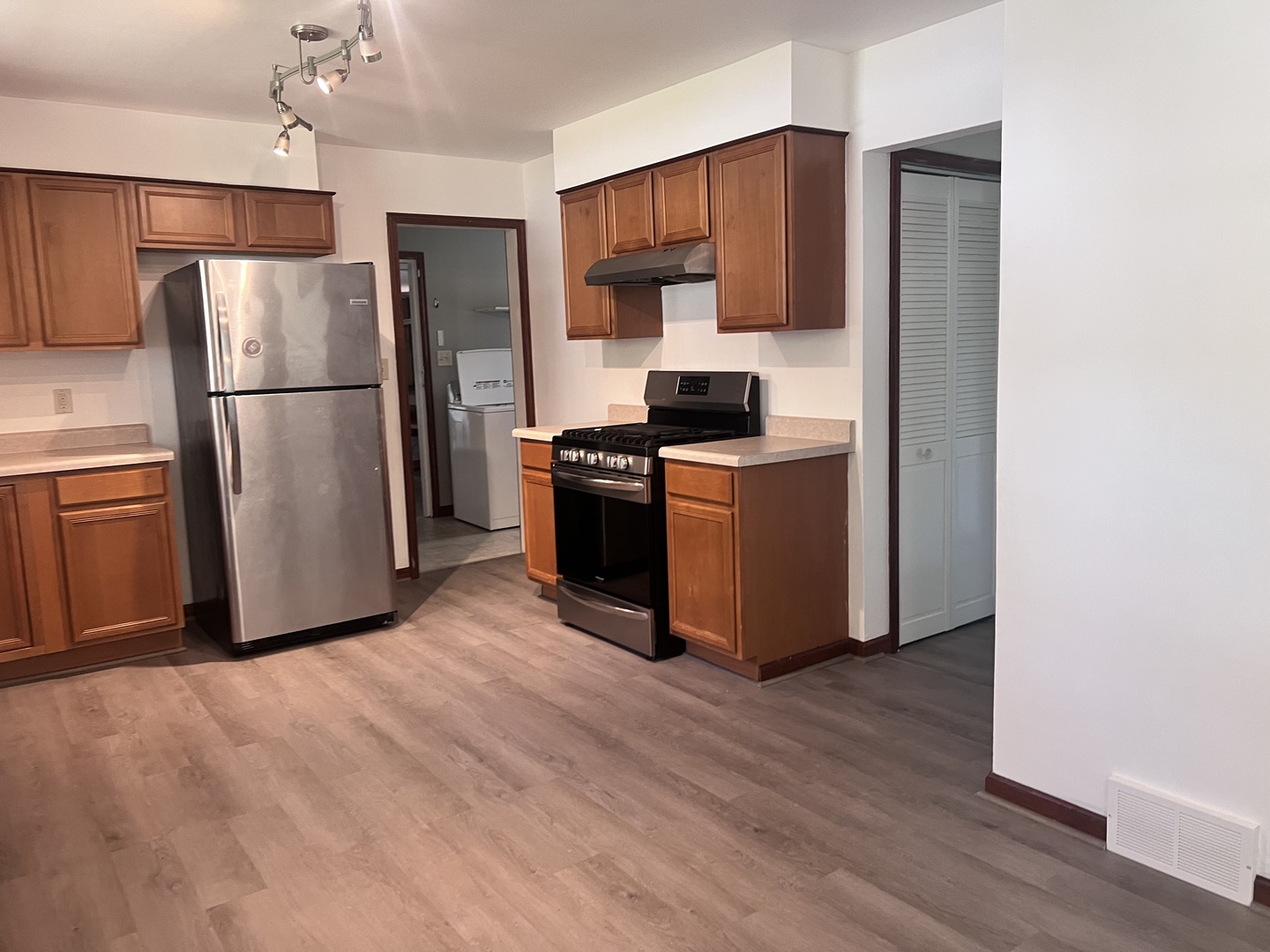 7844 Marshall Street, Merrillville, IN 46410
