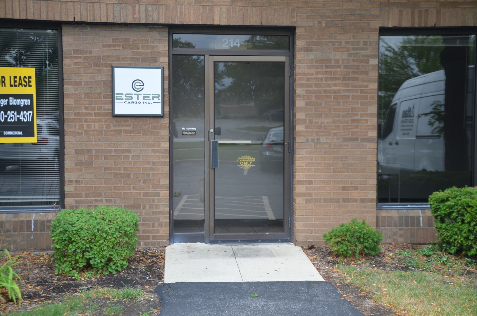 4255 Westbrook Drive #214, Aurora, IL 60504