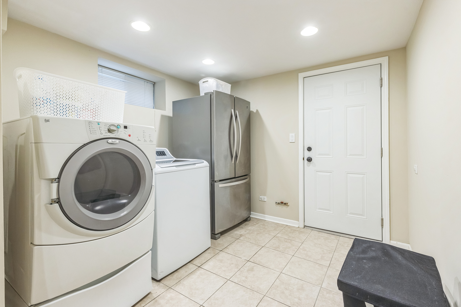 5609 N Mango Avenue #1W, Chicago, IL 60646