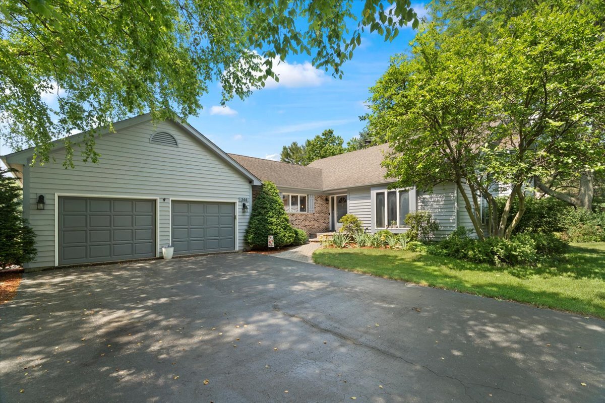 344 Prairie Avenue, Winthrop Harbor, IL 60096