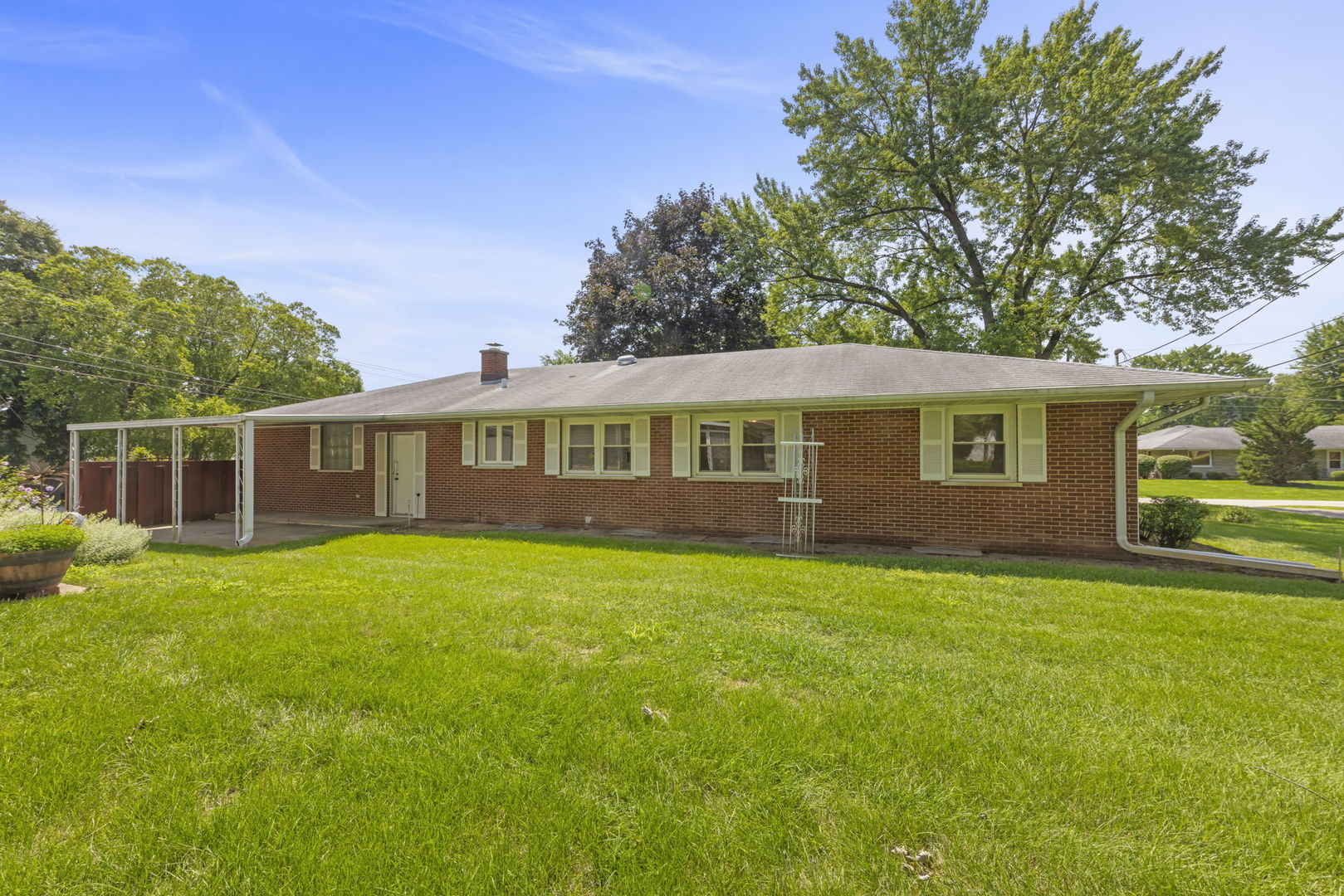 1201 McDonald Avenue, Aurora, IL 60506