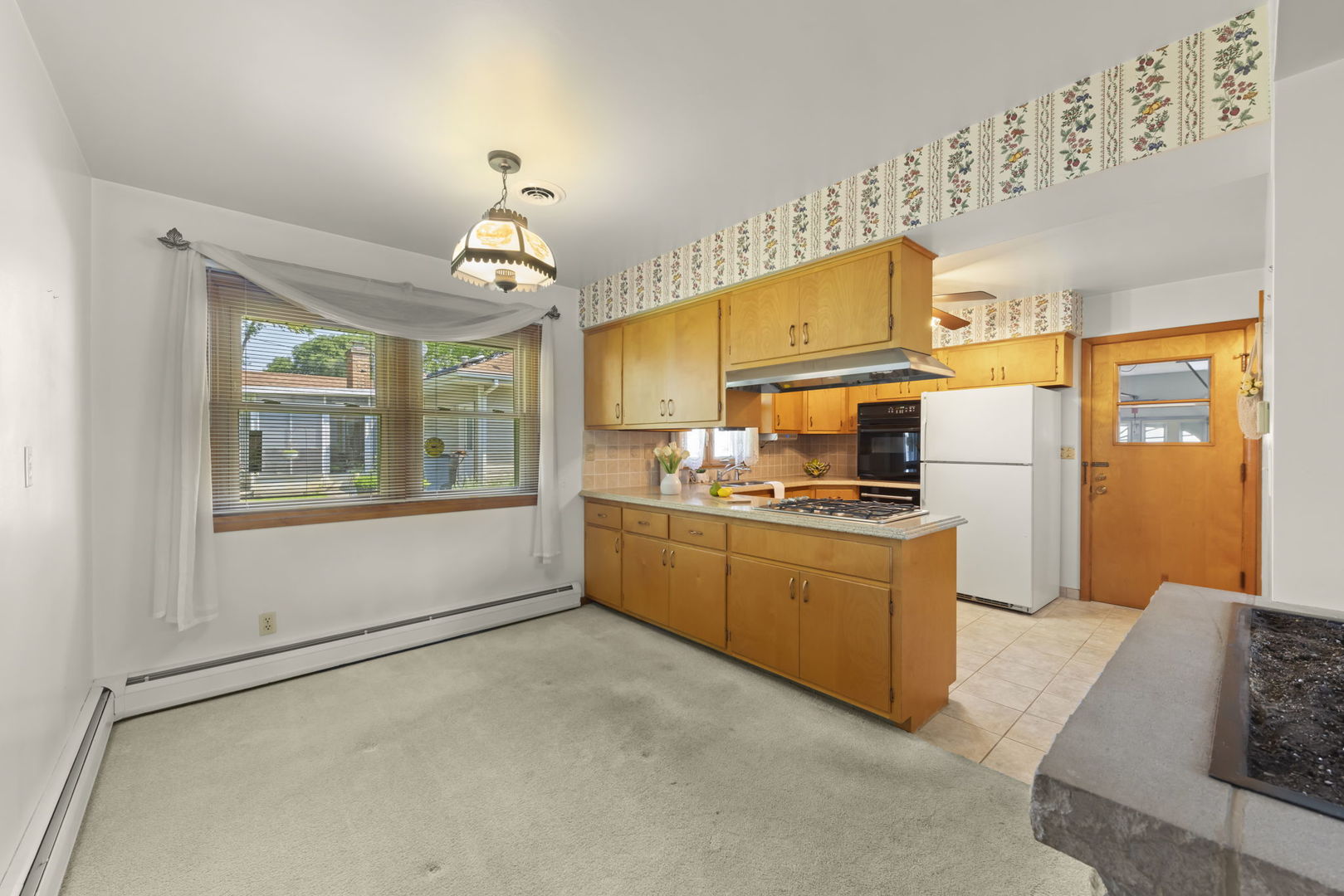 1201 McDonald Avenue, Aurora, IL 60506