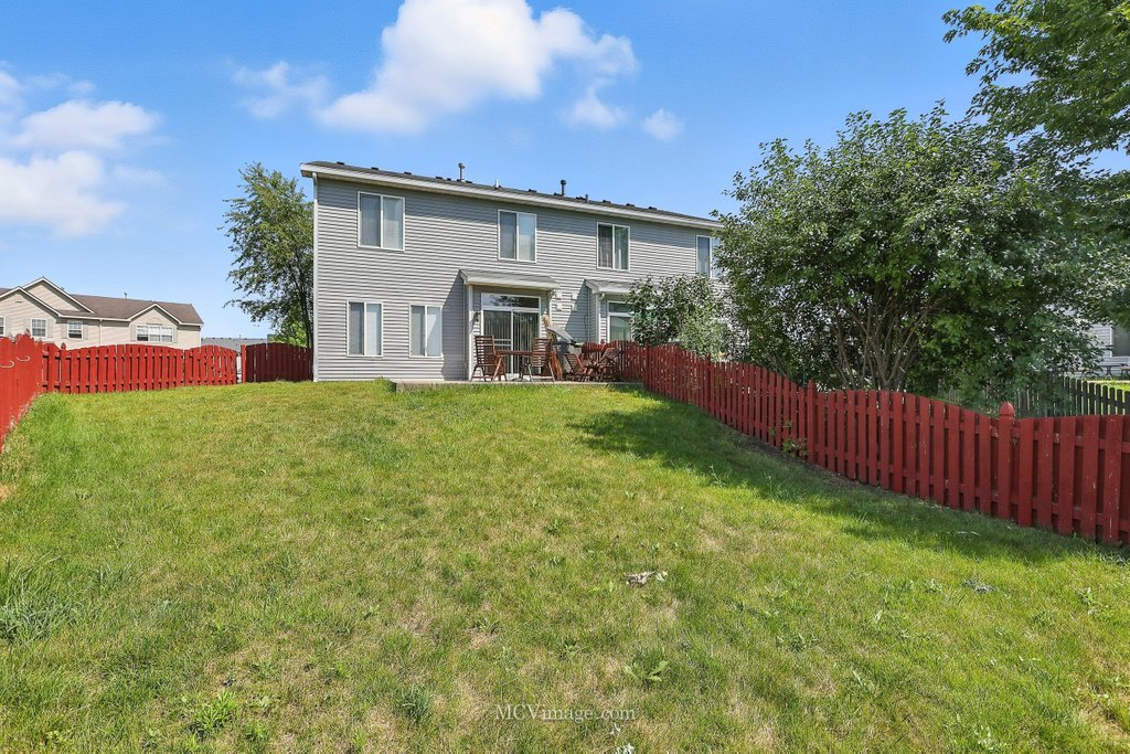 2260 Rebecca Circle, Montgomery, IL 60538