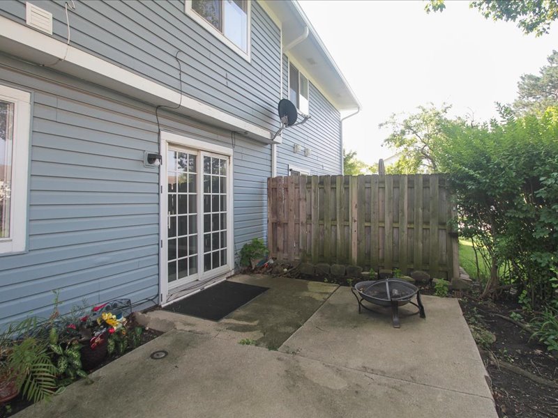 492 Dakota Court, Carol Stream, IL 60188