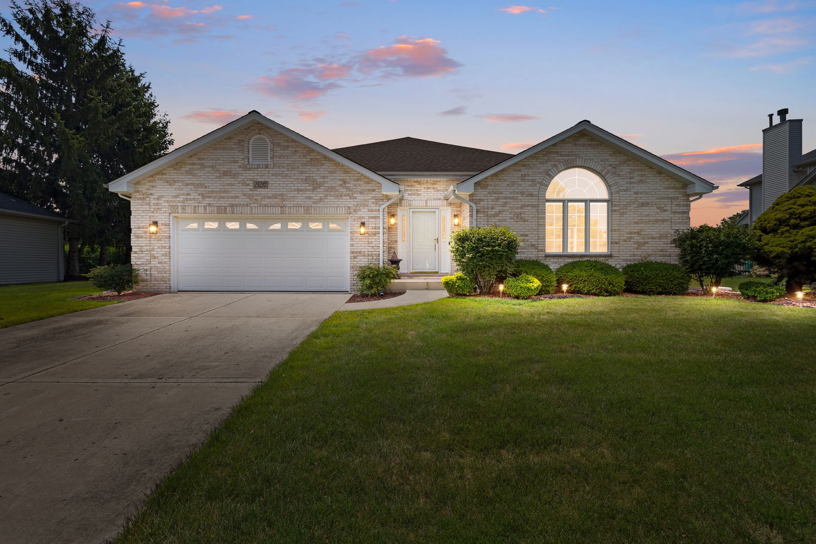 25217 Jacob Fry Drive, Plainfield, IL 60585
