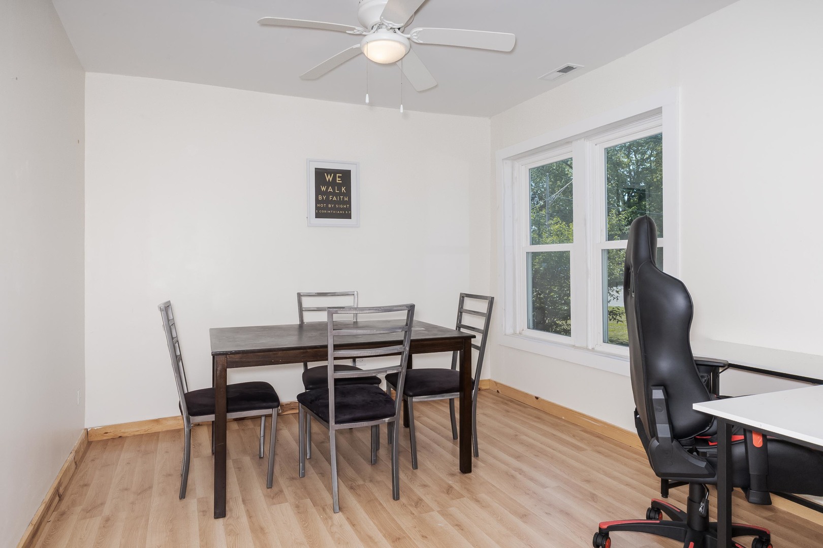 411 E Mazon Street, Gardner, IL 60424