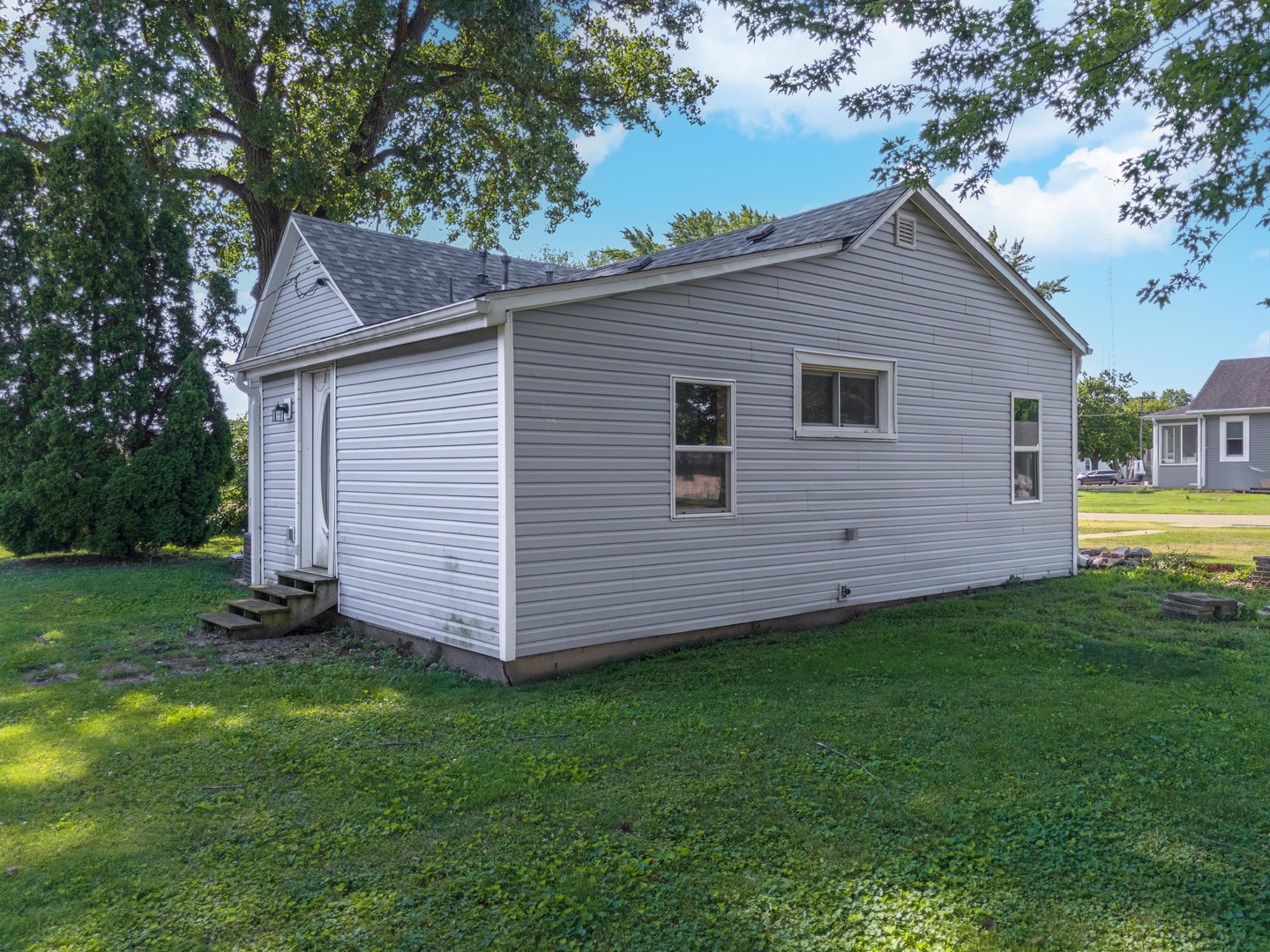 411 E Mazon Street, Gardner, IL 60424