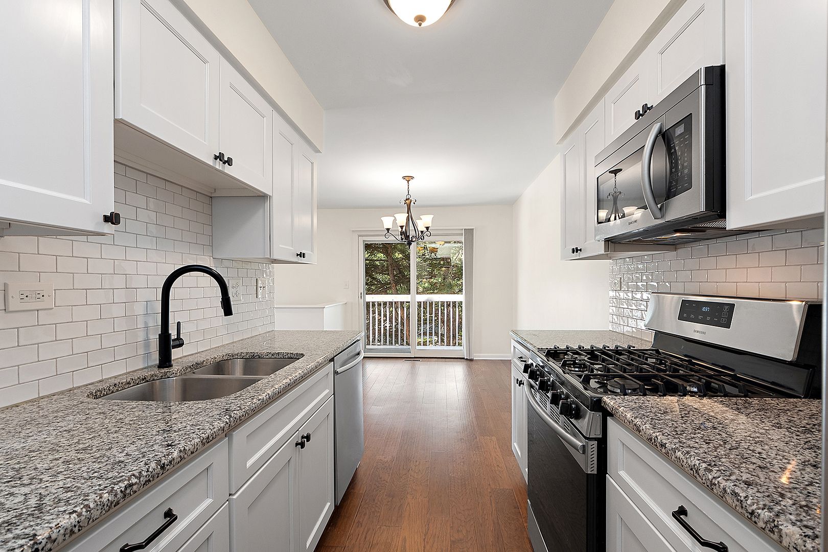 2725 Weeping Willow Drive #D, Lisle, IL 60532