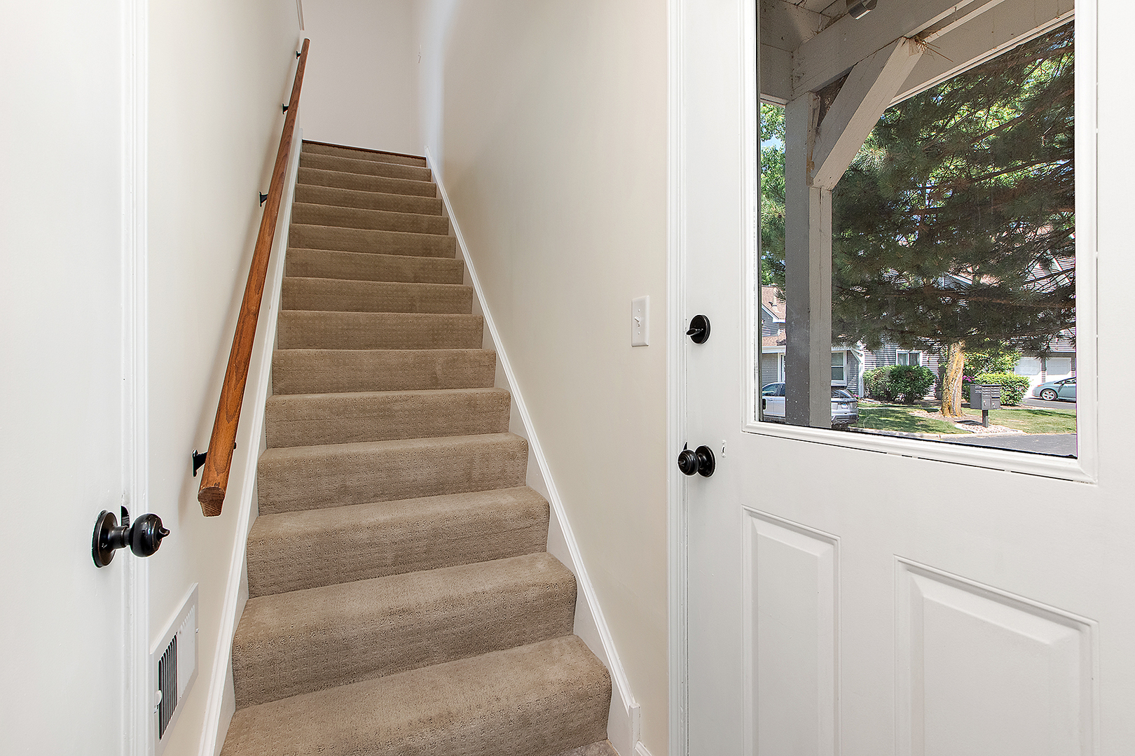 2725 Weeping Willow Drive #D, Lisle, IL 60532