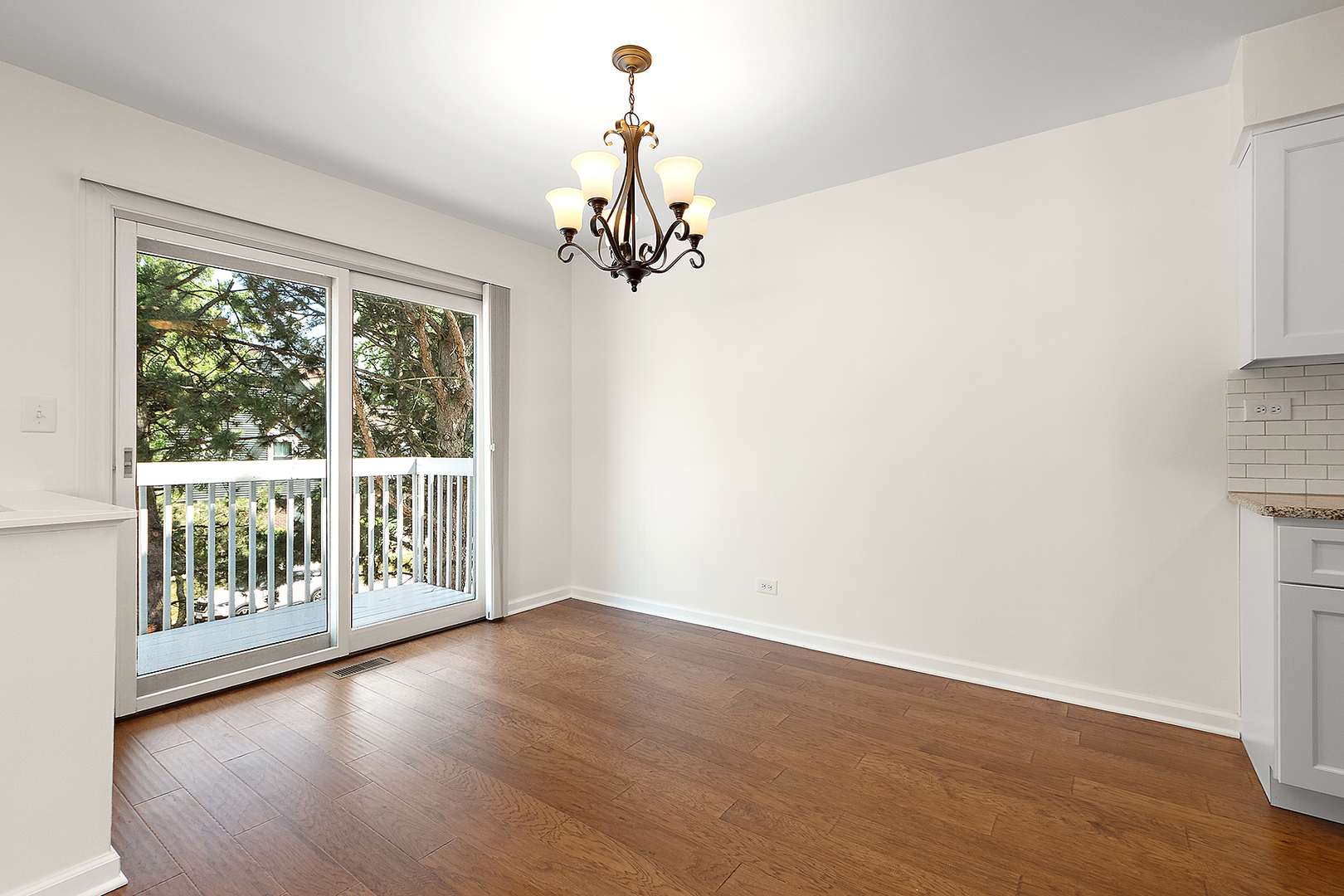 2725 Weeping Willow Drive #D, Lisle, IL 60532