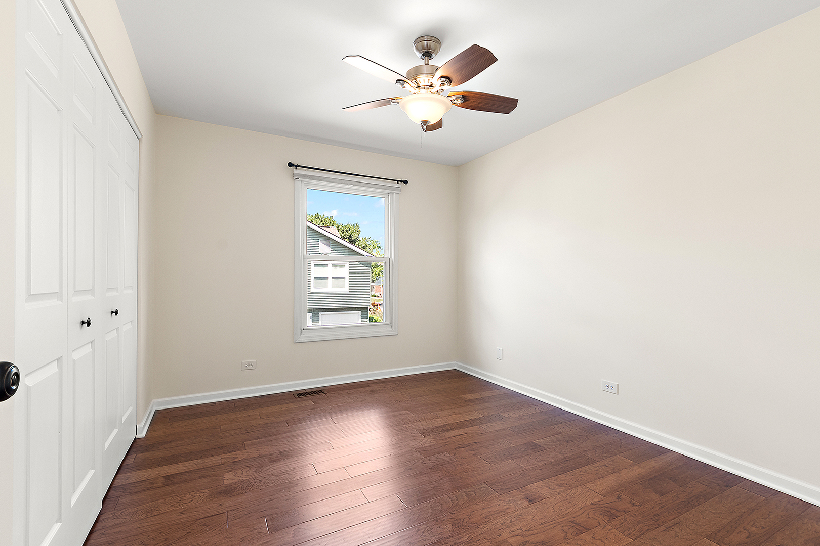 2725 Weeping Willow Drive #D, Lisle, IL 60532