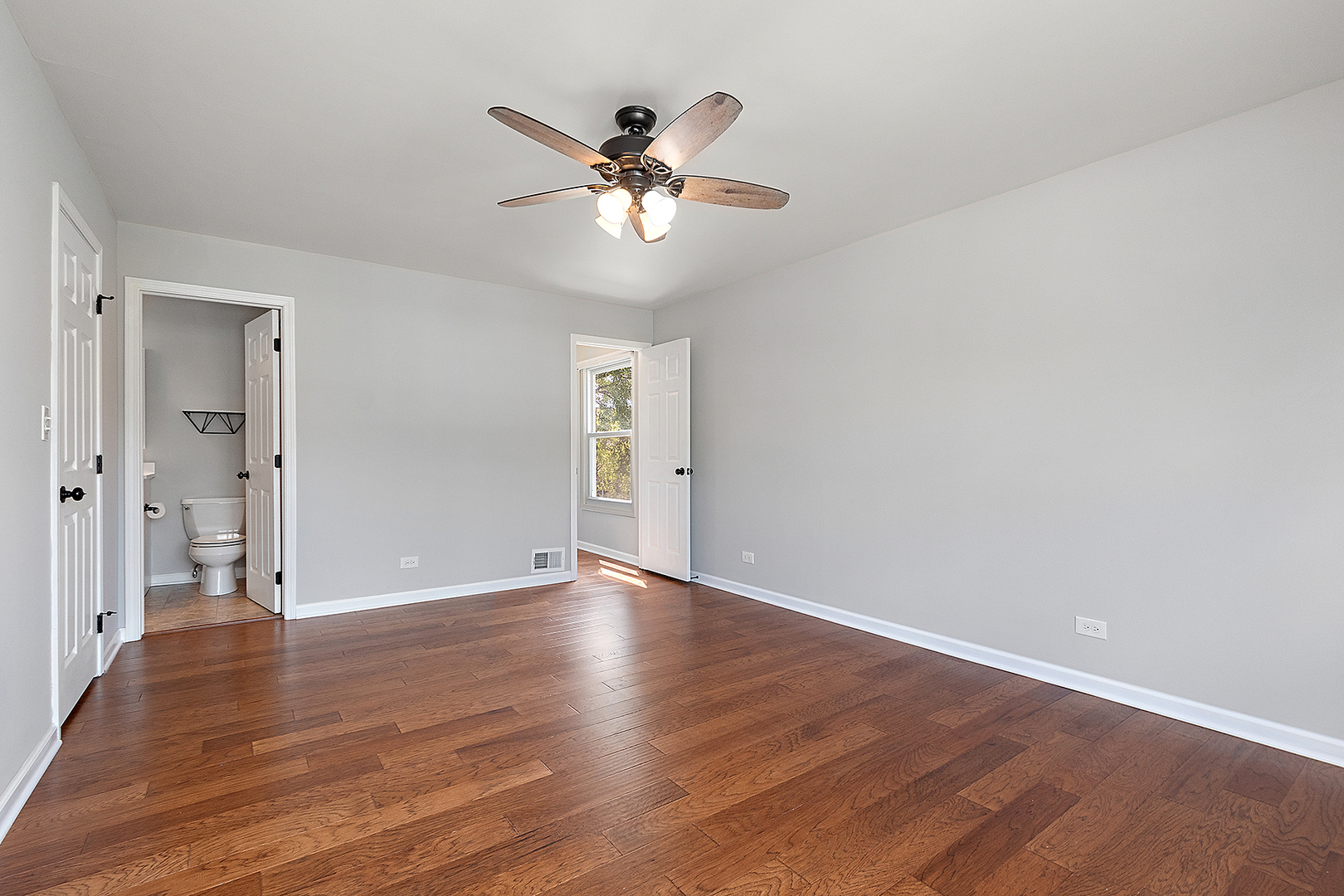 2725 Weeping Willow Drive #D, Lisle, IL 60532