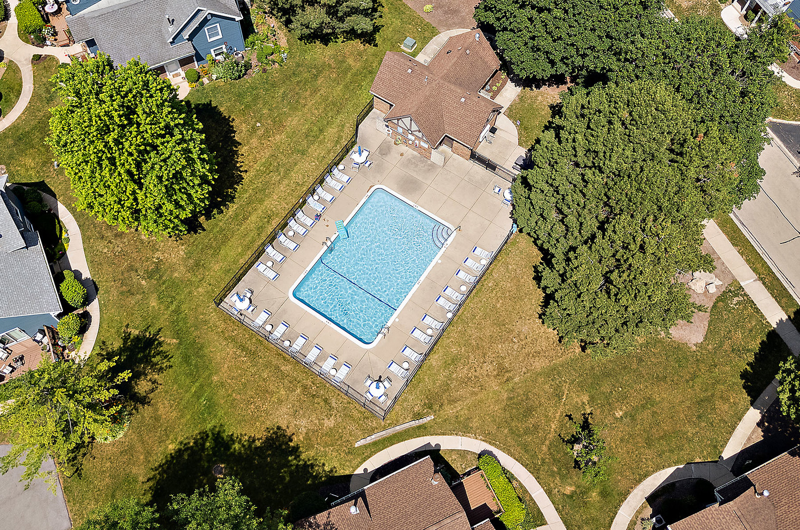 2725 Weeping Willow Drive #D, Lisle, IL 60532