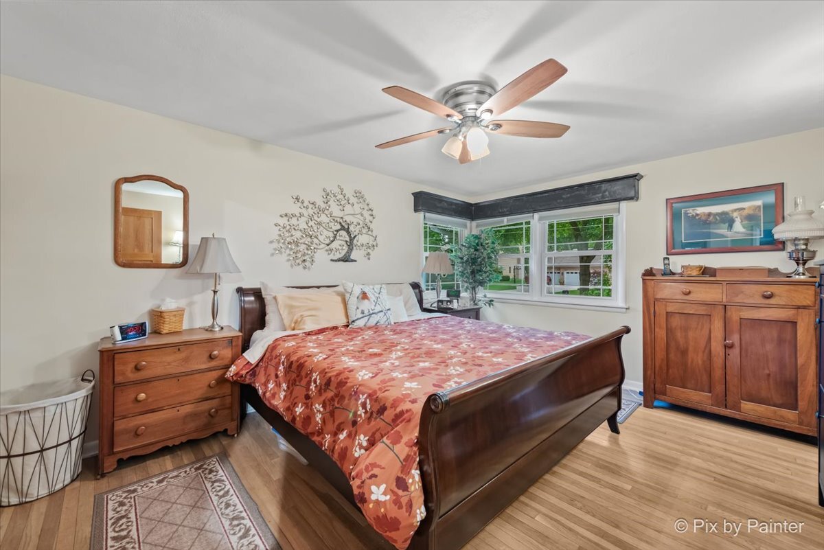 28w705 Rogers Avenue, Warrenville, IL 60555