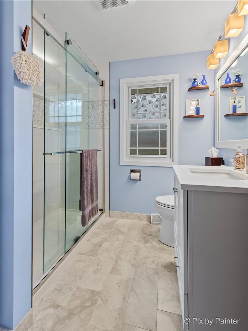 28w705 Rogers Avenue, Warrenville, IL 60555