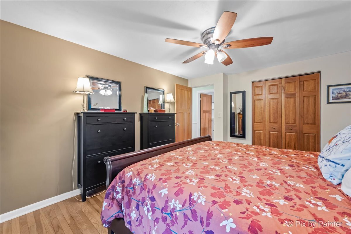 28w705 Rogers Avenue, Warrenville, IL 60555