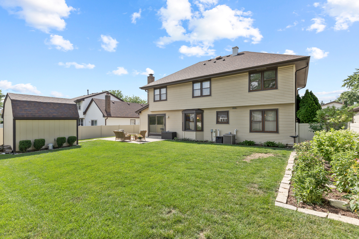 588 Montego Drive, Elk Grove Village, IL 60007