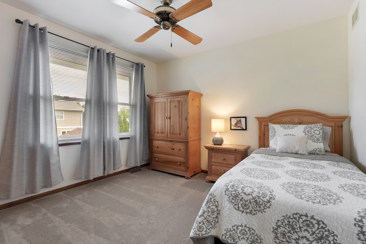 588 Montego Drive, Elk Grove Village, IL 60007