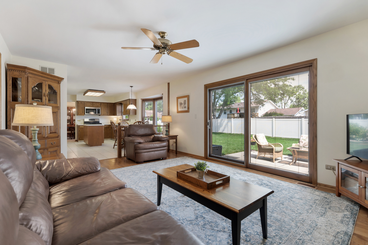588 Montego Drive, Elk Grove Village, IL 60007