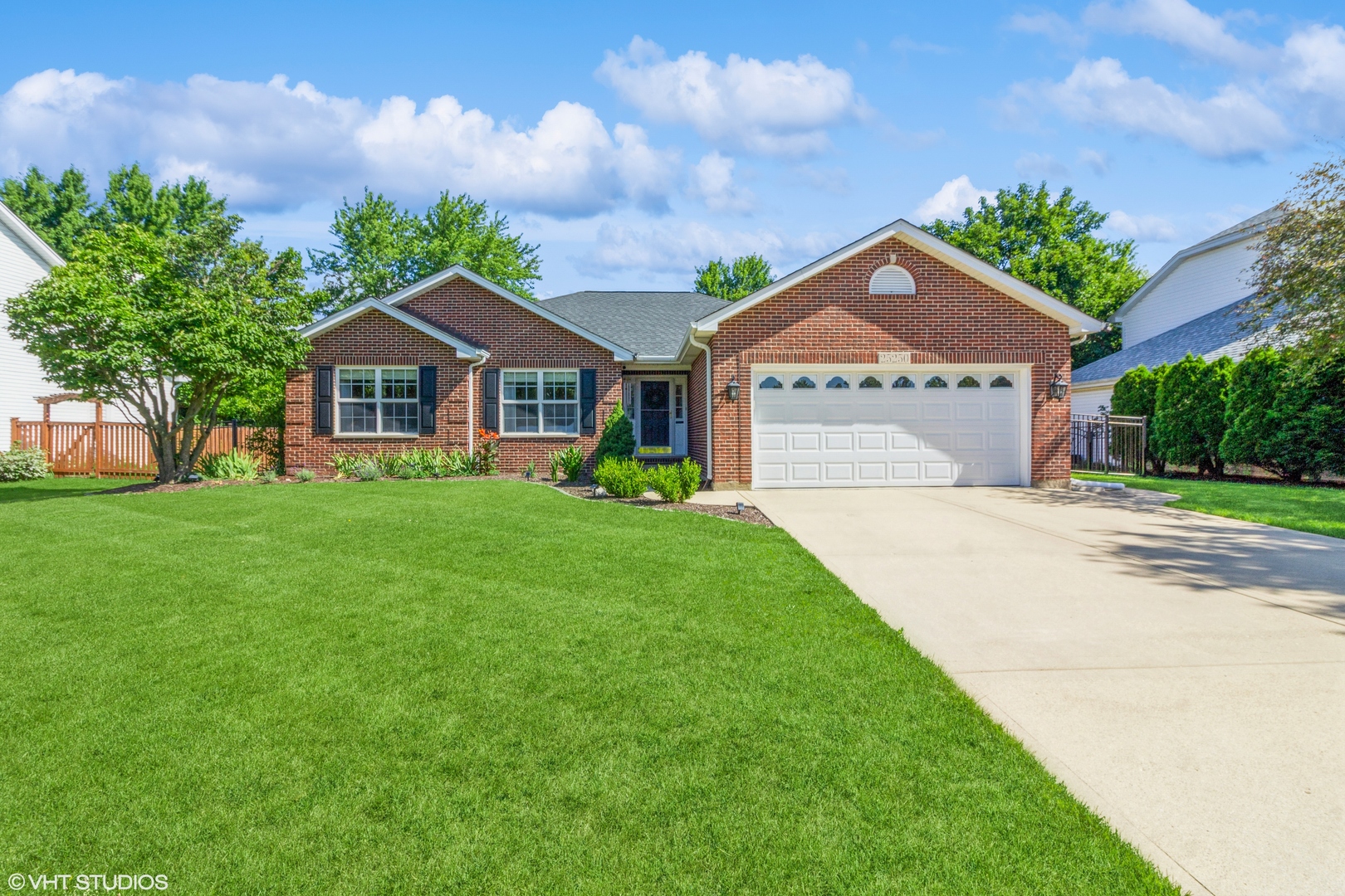 25250 Jacob Fry Drive, Plainfield, IL 60585
