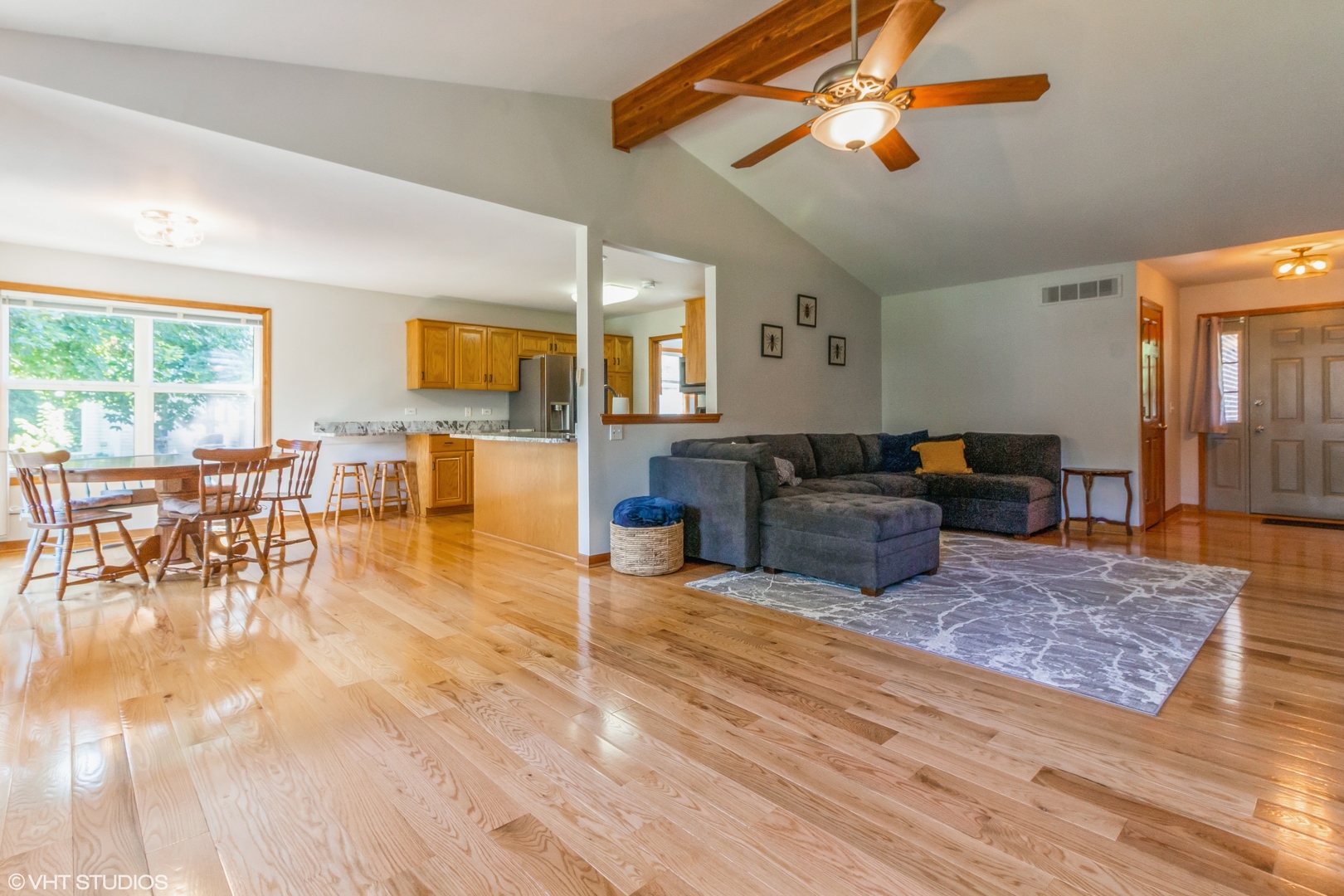 25250 Jacob Fry Drive, Plainfield, IL 60585