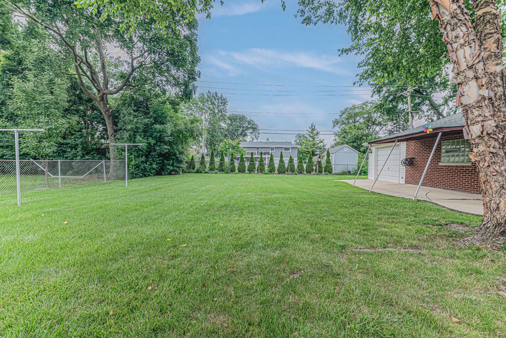711 Sunnyside Road, Roselle, IL 60172