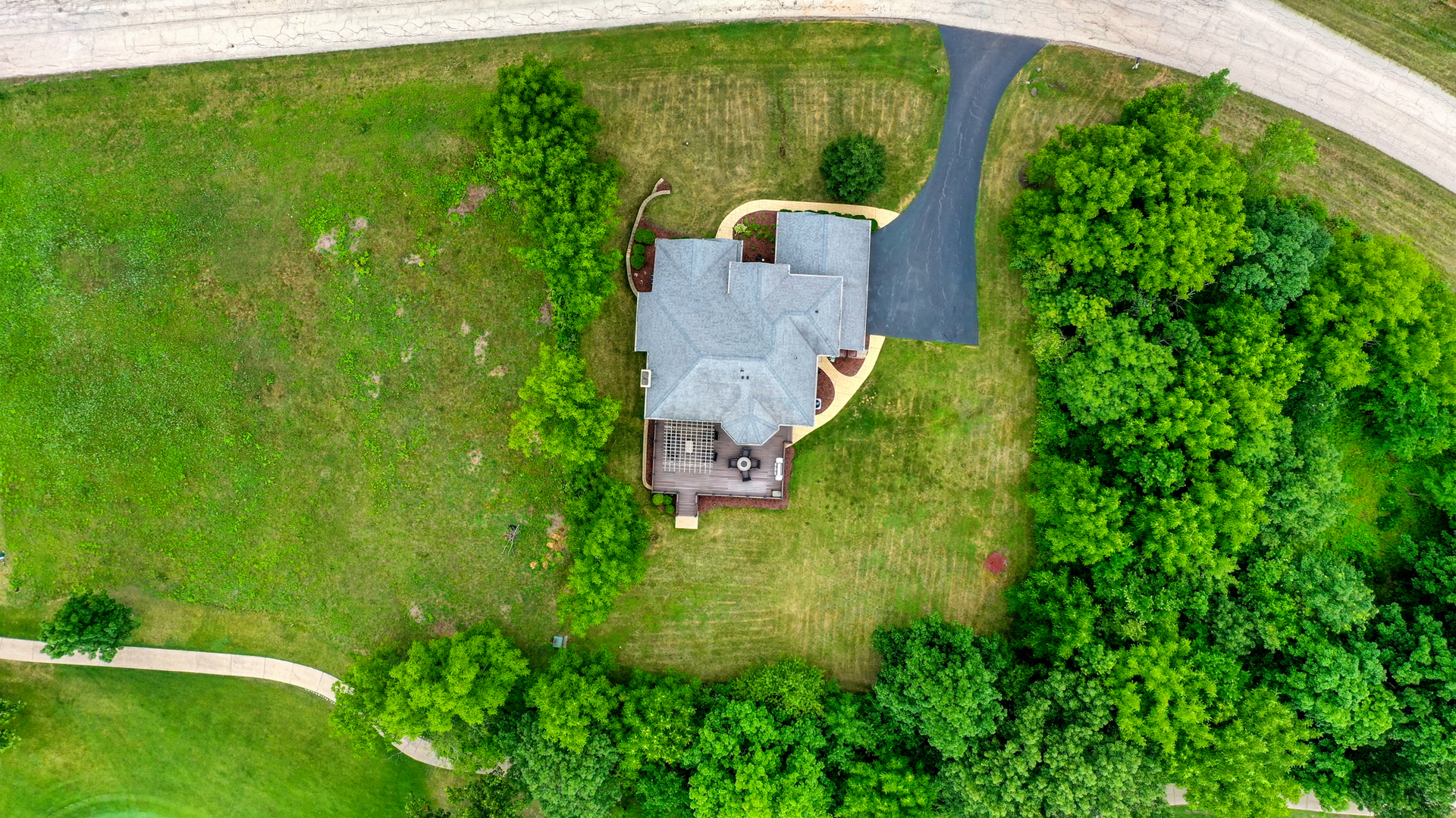 18013 Saint Andrews Drive, Marengo, IL 60152