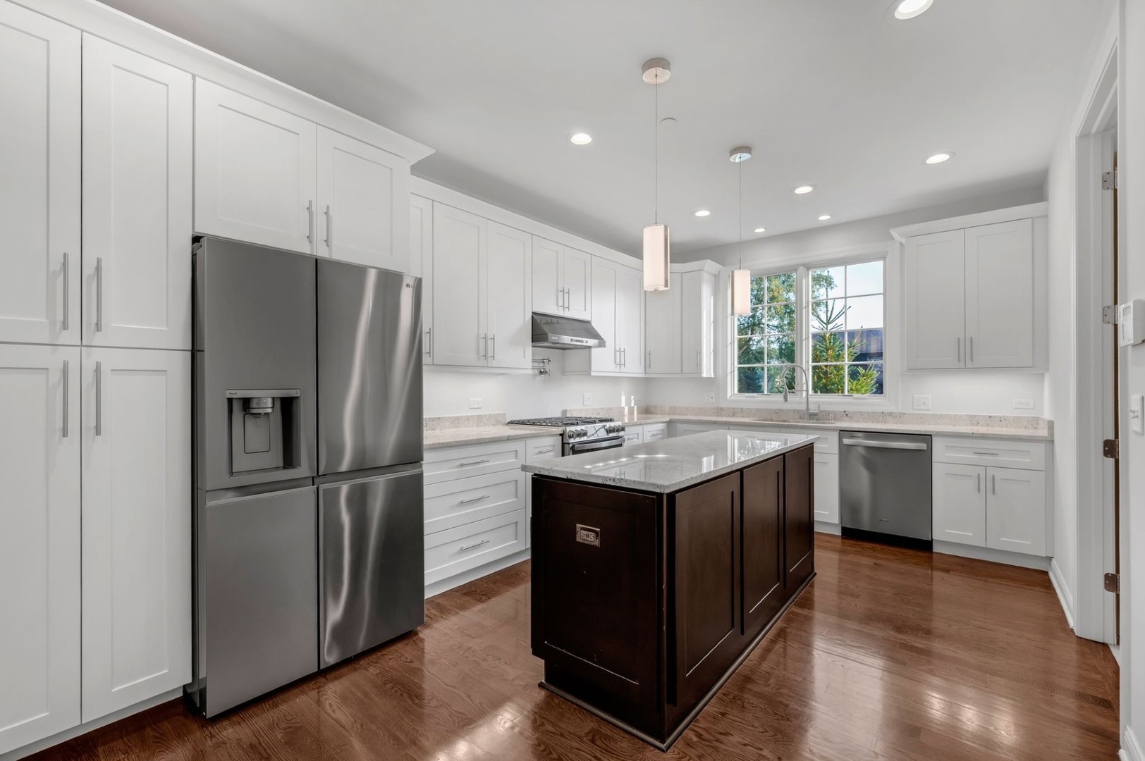 1200 E Charles Lane, Westmont, IL 60559