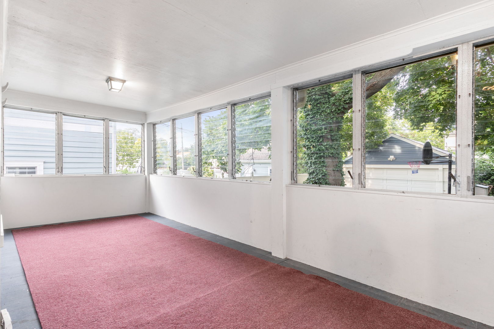 405 S Gilbert Avenue, La Grange, IL 60625