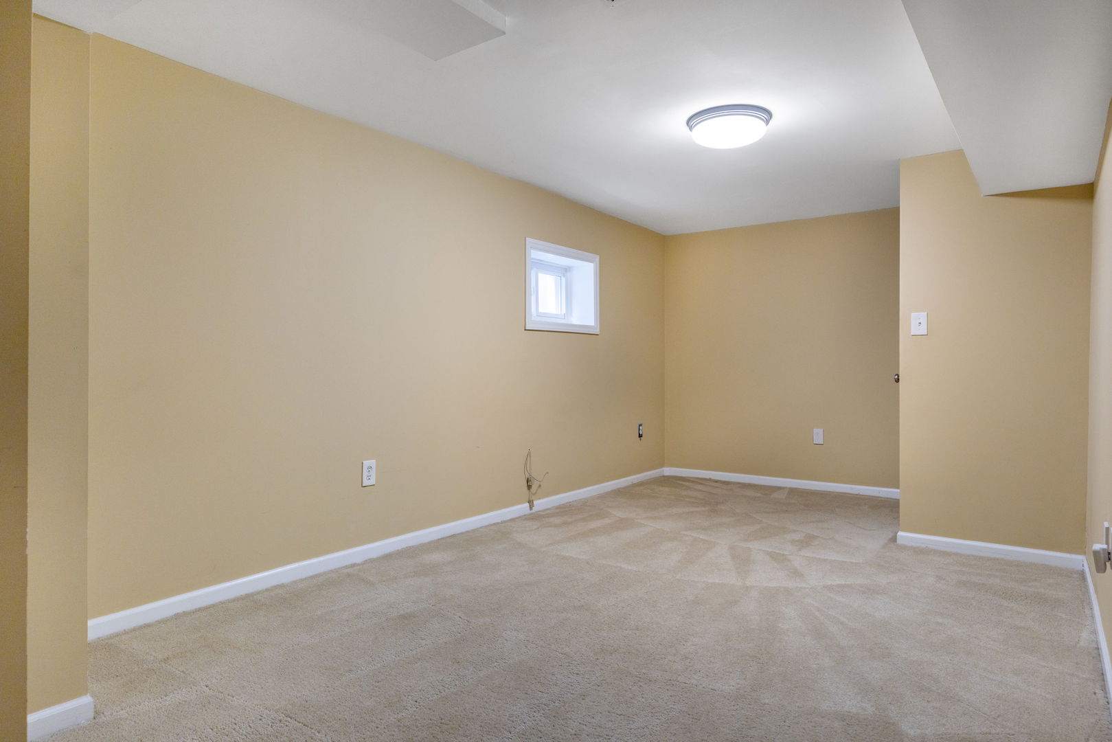405 S Gilbert Avenue, La Grange, IL 60625