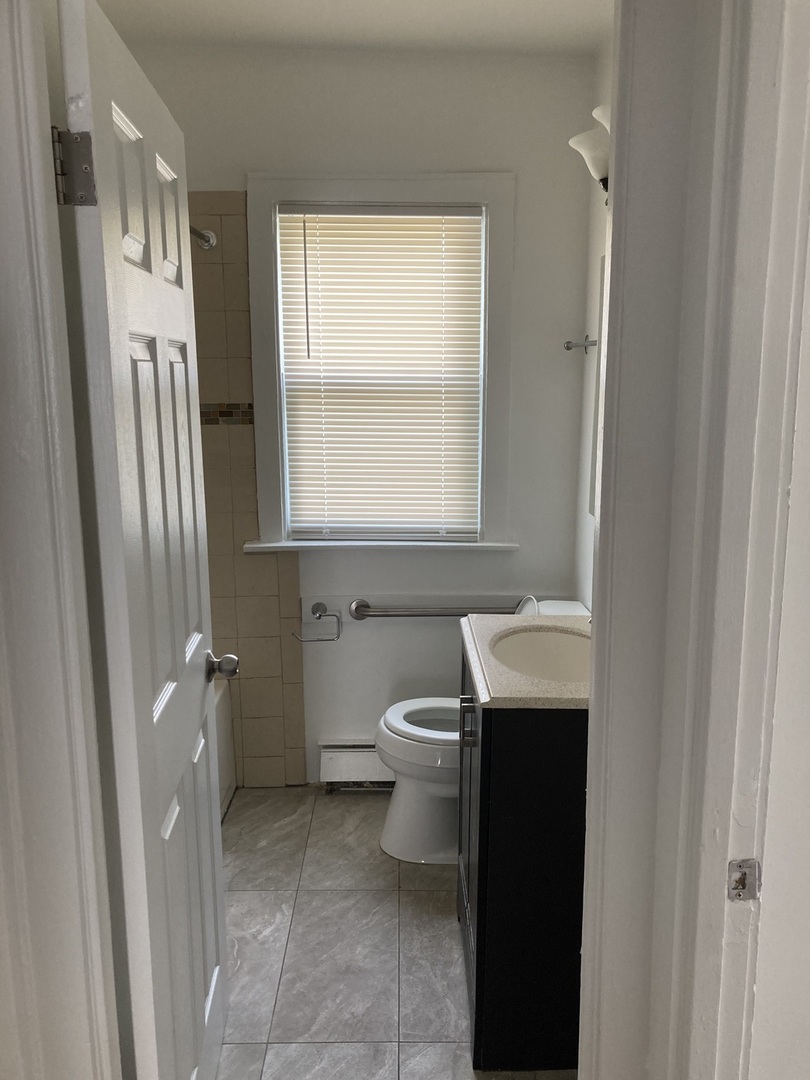 2121 Foster Street #1, Evanston, IL 60201