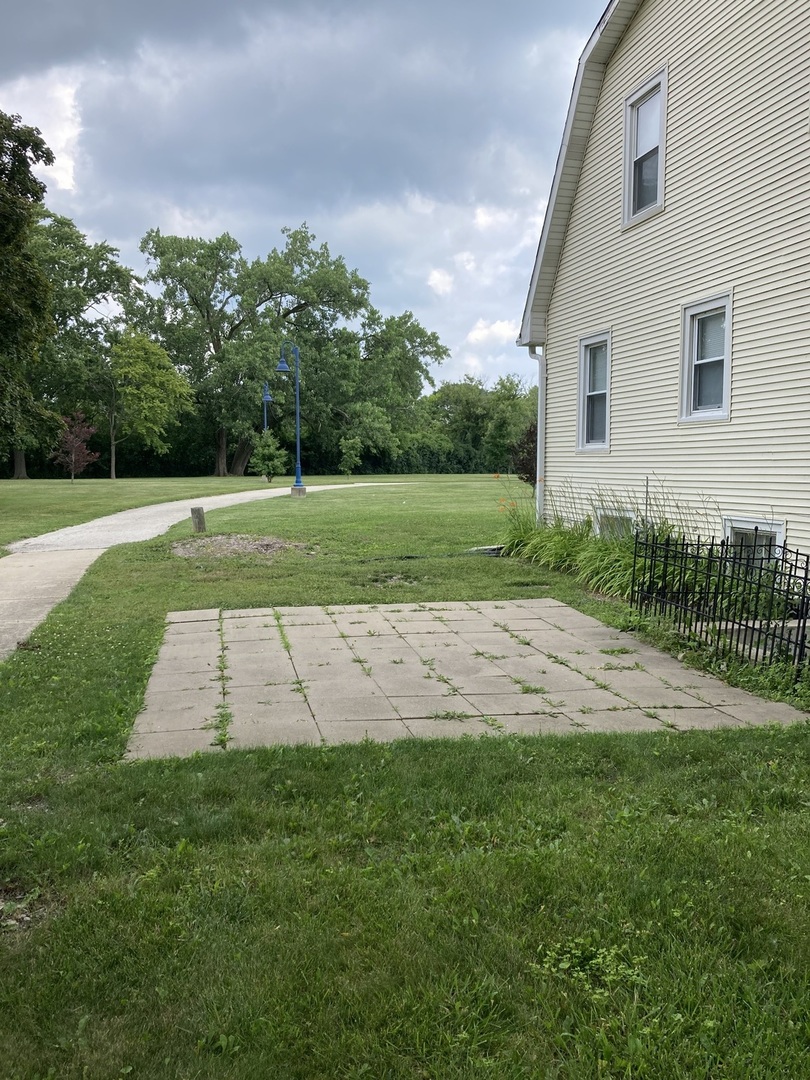 2121 Foster Street #1, Evanston, IL 60201