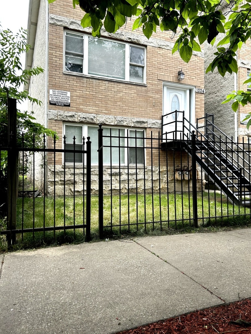 1224 S Harding Avenue, Chicago, IL 60623