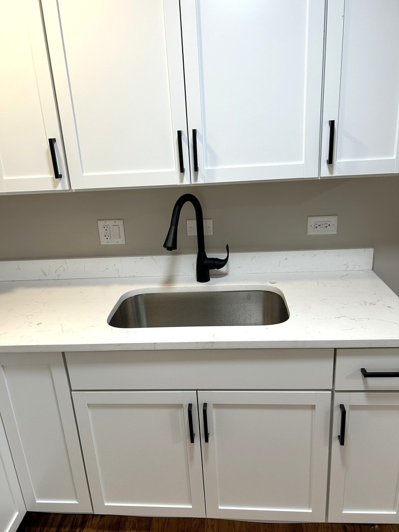 1224 S Harding Avenue, Chicago, IL 60623