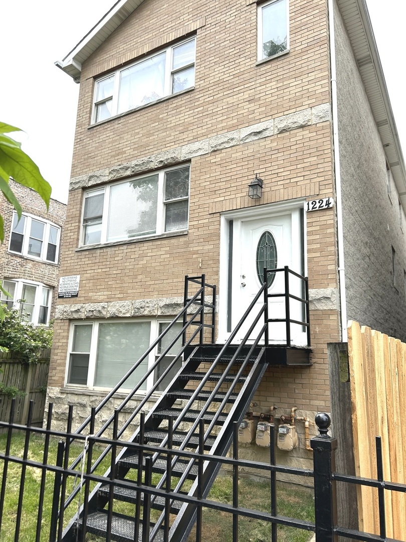 1224 S Harding Avenue, Chicago, IL 60623