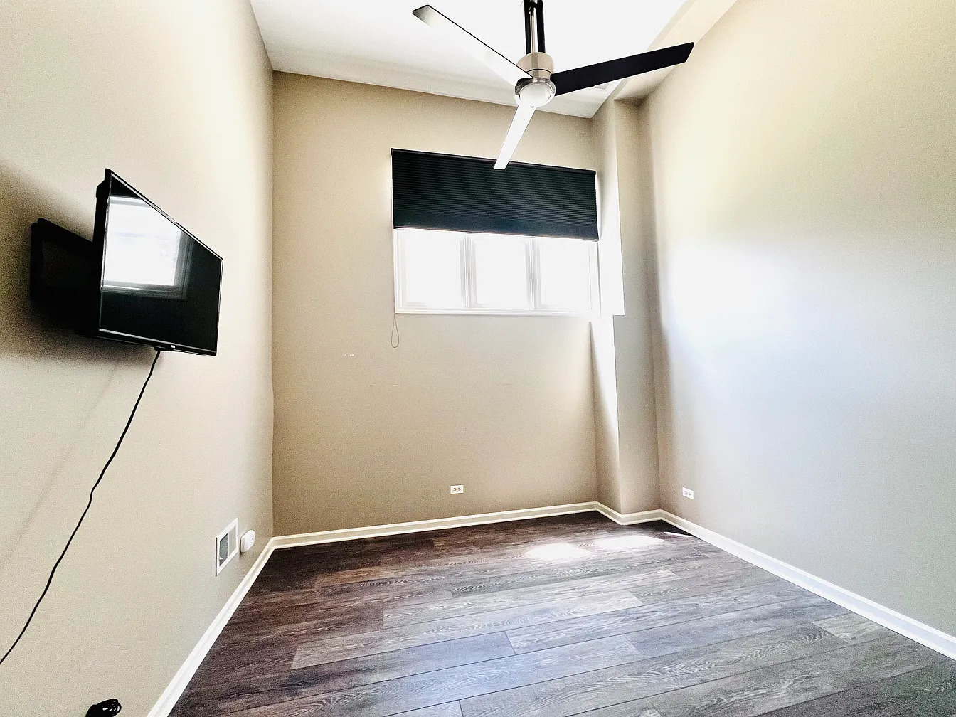 1761 W Morse Avenue #GS, Chicago, IL 60626