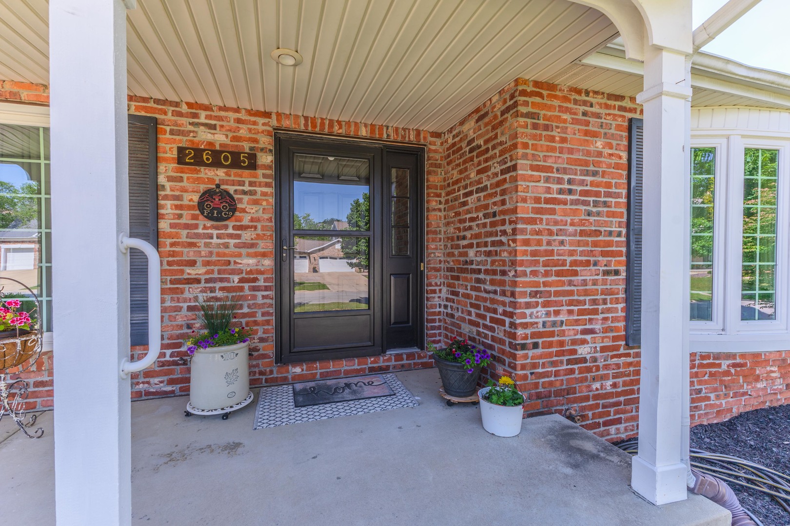 2605 Park Ridge Road, Bloomington, IL 61704