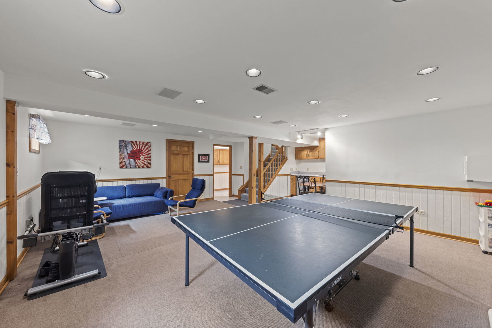 2S566 Thaddeus Circle, Glen Ellyn, IL 60137
