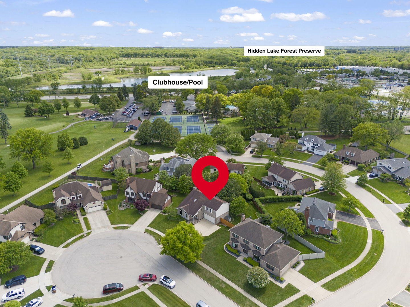 2S566 Thaddeus Circle, Glen Ellyn, IL 60137