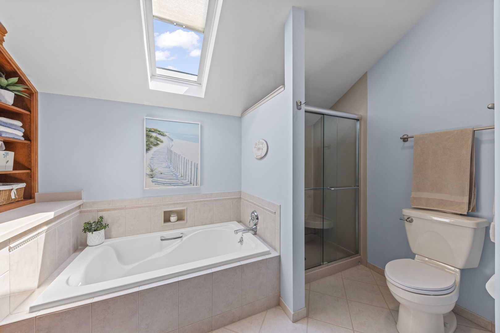 2S566 Thaddeus Circle, Glen Ellyn, IL 60137