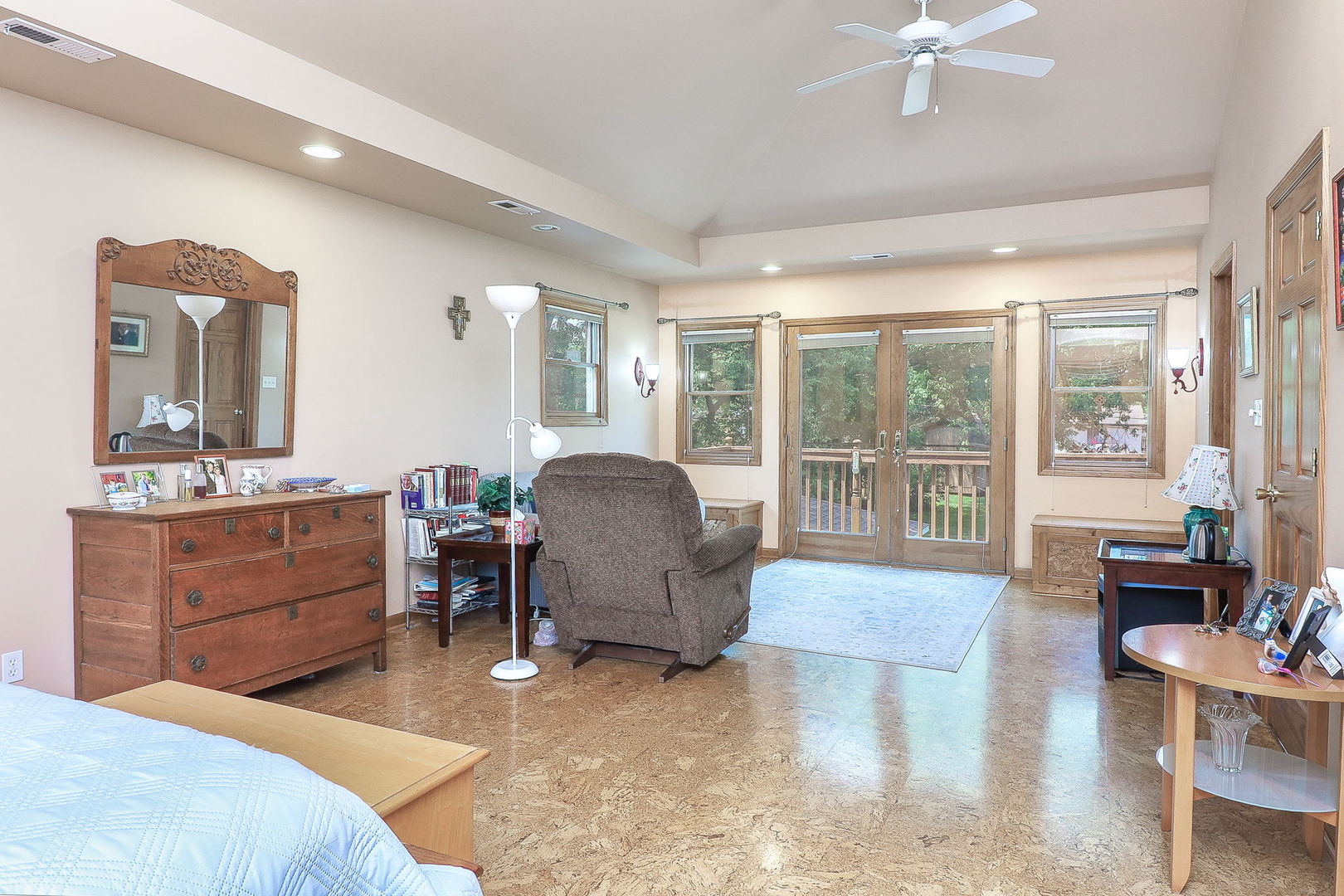 6308 Saratoga Avenue, Downers Grove, IL 60516