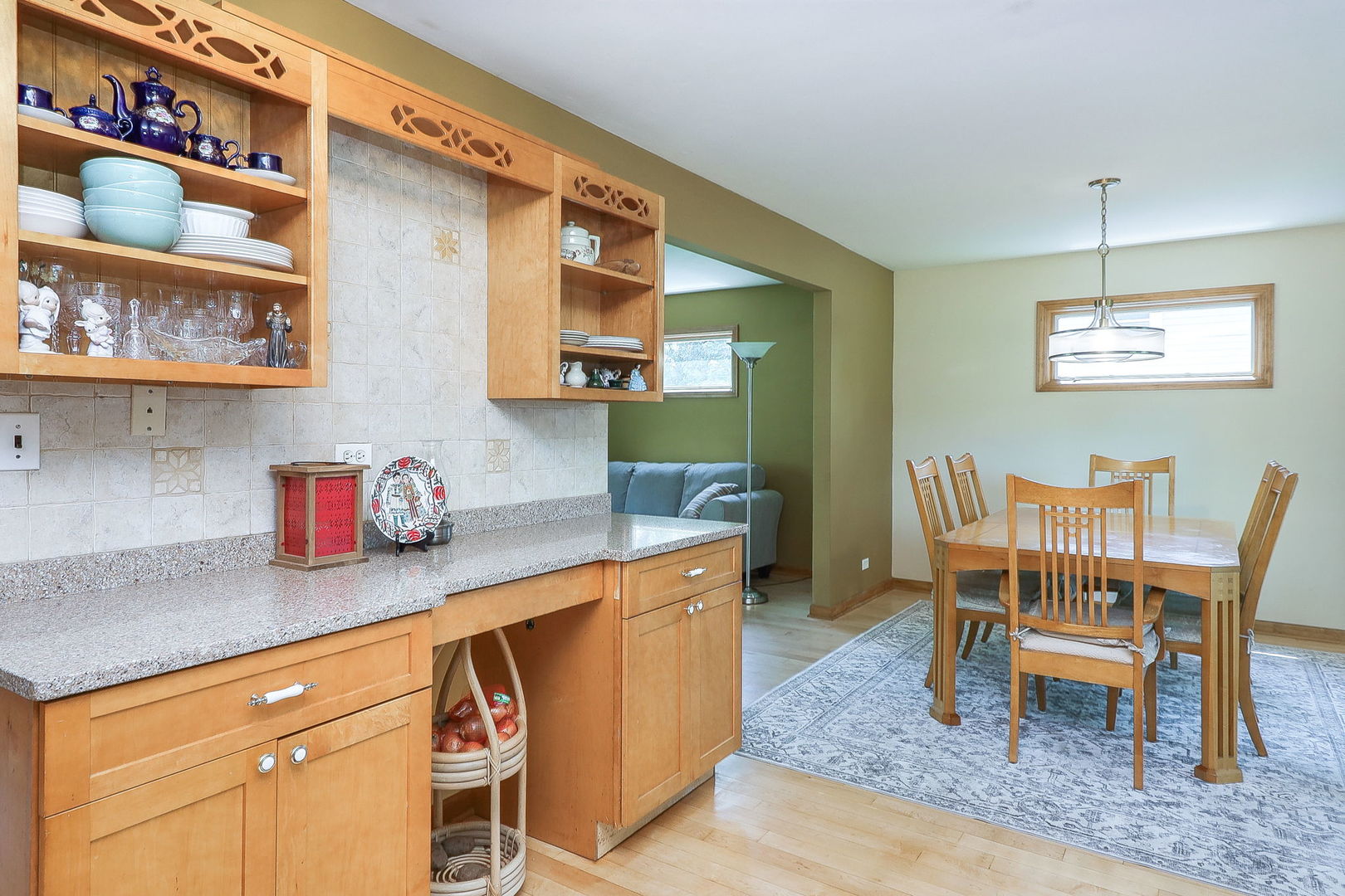 6308 Saratoga Avenue, Downers Grove, IL 60516