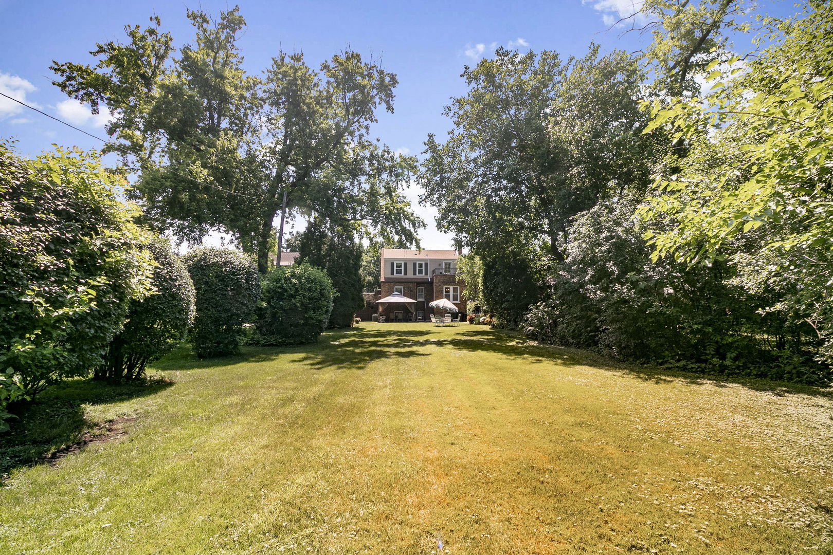 400 Selborne Road, Riverside, IL 60546