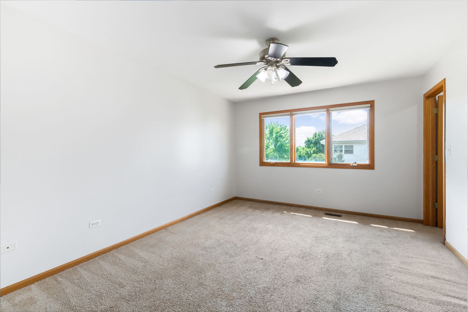 2301 Kerry Lane, Darien, IL 60561