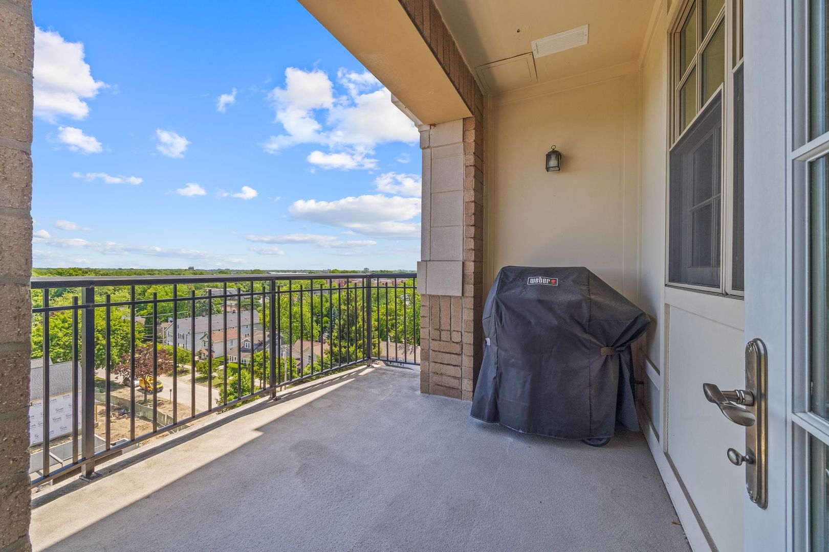 50 N Plum Grove Road #703E, Palatine, IL 60067
