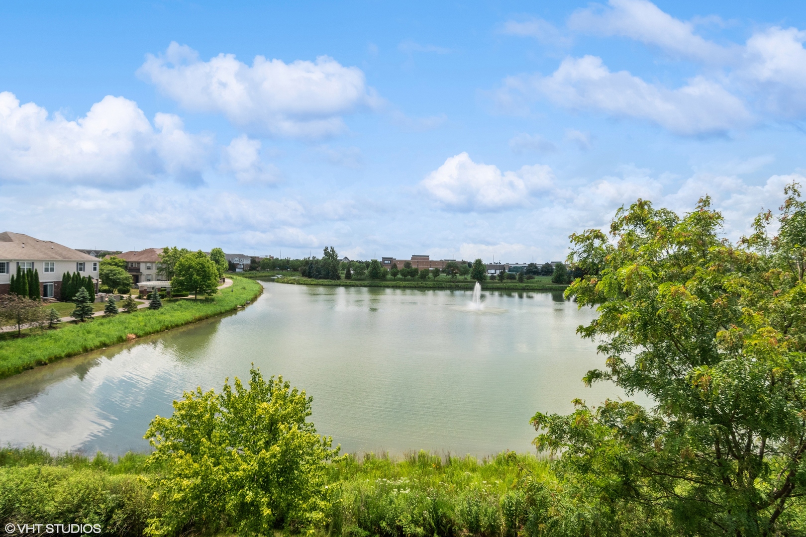2814 Henley Lane, Naperville, IL 60540